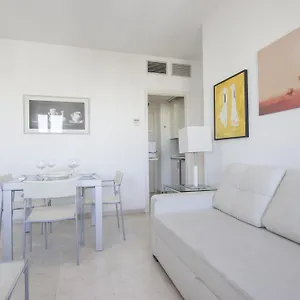 https://rentalsevilla-confortable-apartamento-cerca-del-barrio.es-andalucia.com